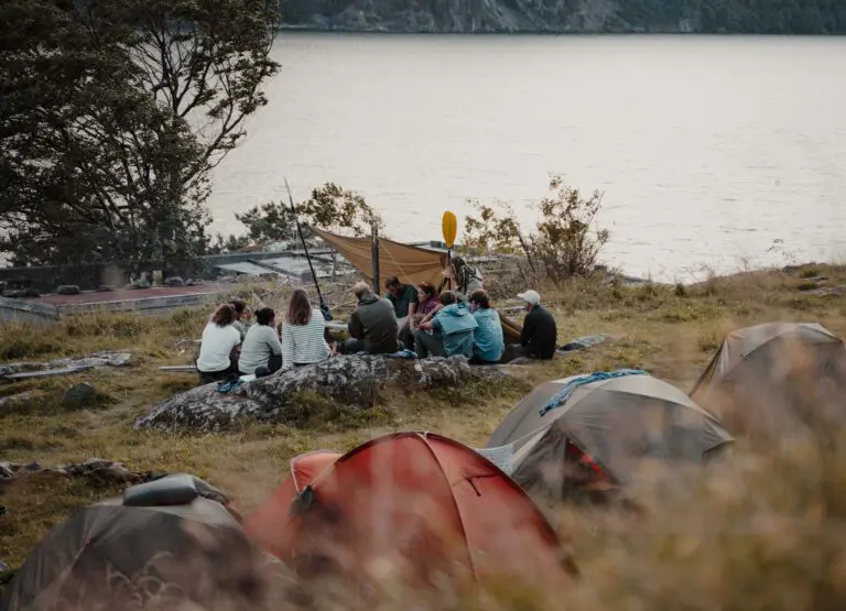 Camping Fjorde Norwegen - Kajakfahren - Norwegen Fjord - Wandern in Norwegen - Kayaking - ab Flughafen Brüssel