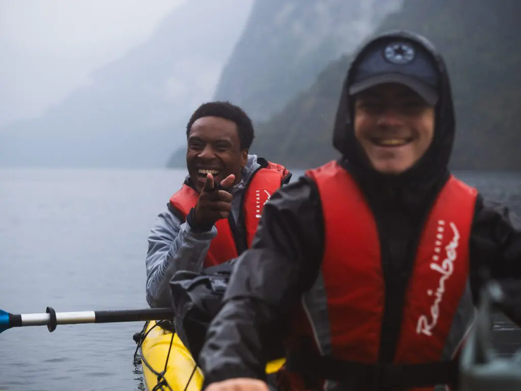 Kajakfahren - Norwegen Fjord - Wandern in Norwegen - kayaking - ab Flughafen Brüssel