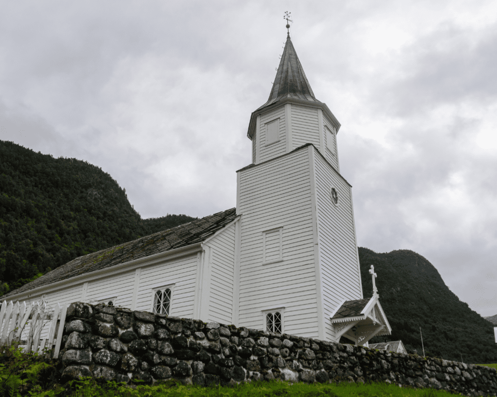 Kajakfahren - Norwegen Fjord - Wandern in Norwegen - kayaking - ab Flughafen Brüssel